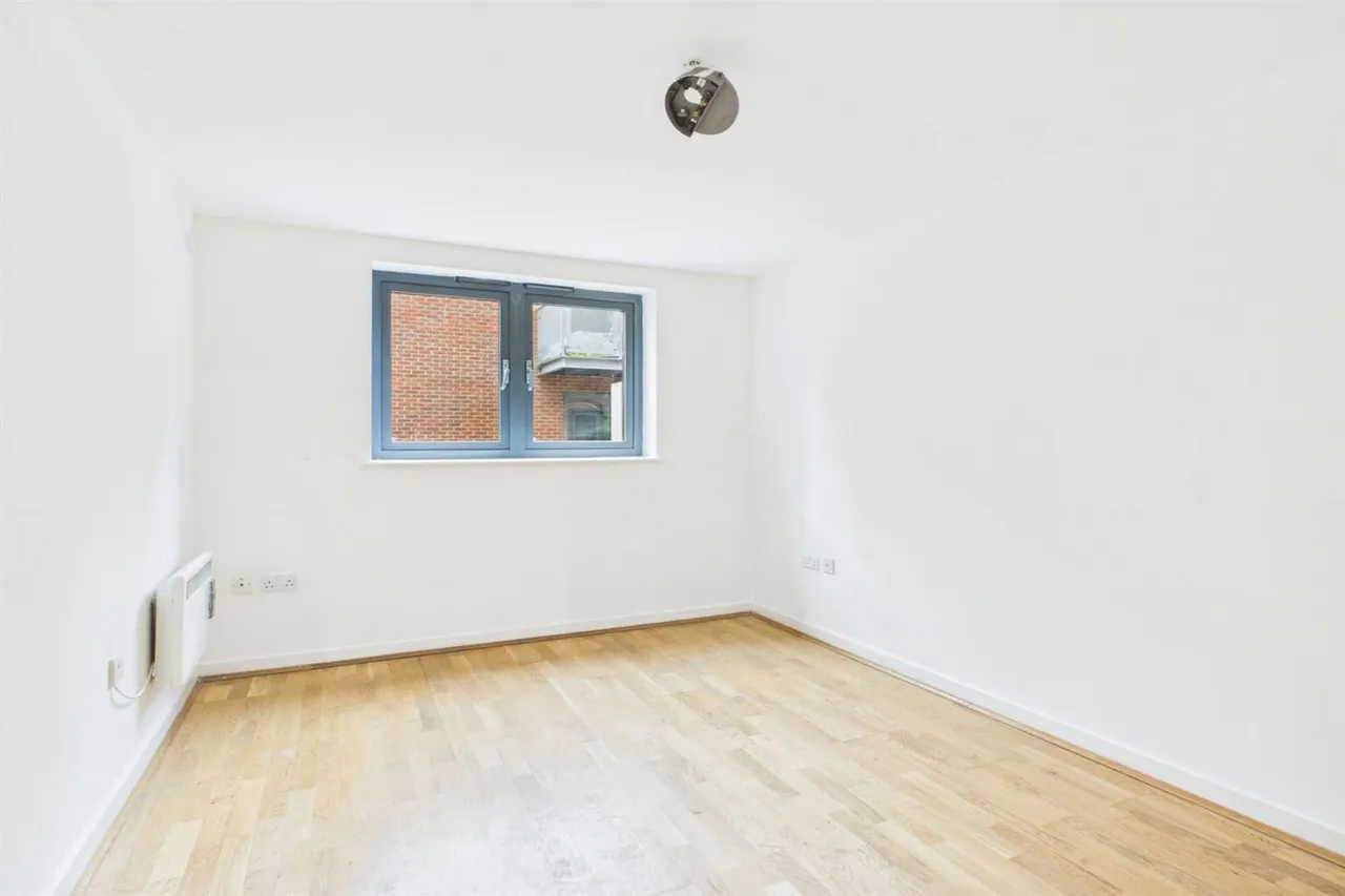 2 Chapter Way, Merton, London, Greater London, SW19 2RY, photo 8