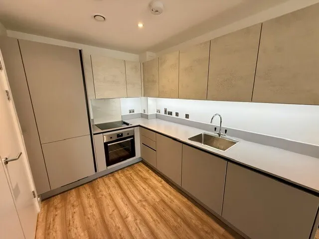 Herschel Street, SLOUGH, photo 2