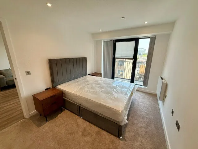 Herschel Street, SLOUGH, photo 4