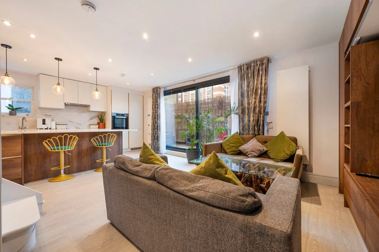 Colville Terrace, London, W11, photo 3