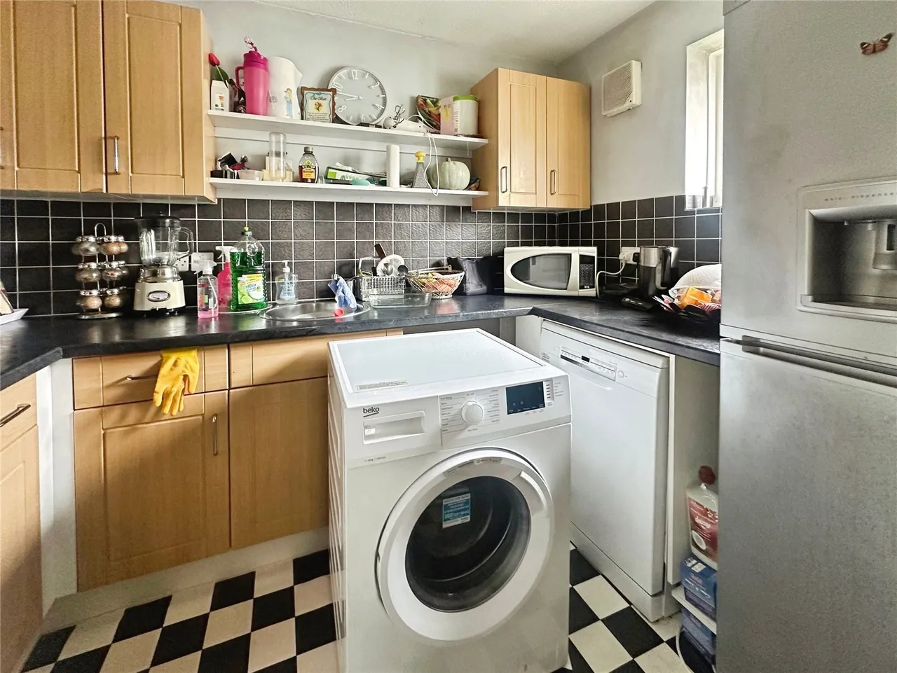 Larkspur Gardens, Luton, Bedfordshire, LU4, photo 5