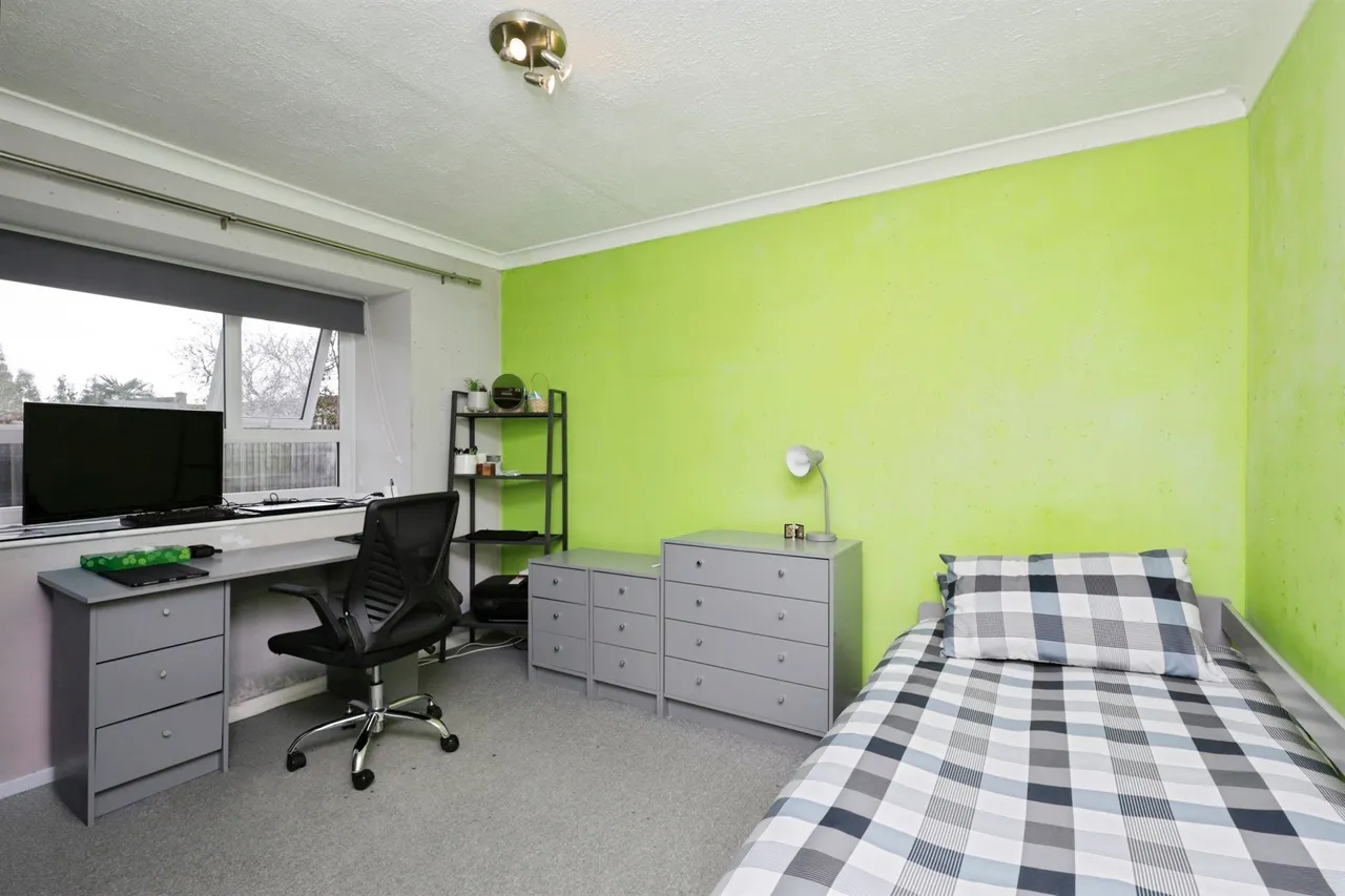 Summerfields Avenue, Hailsham, BN27, photo 5