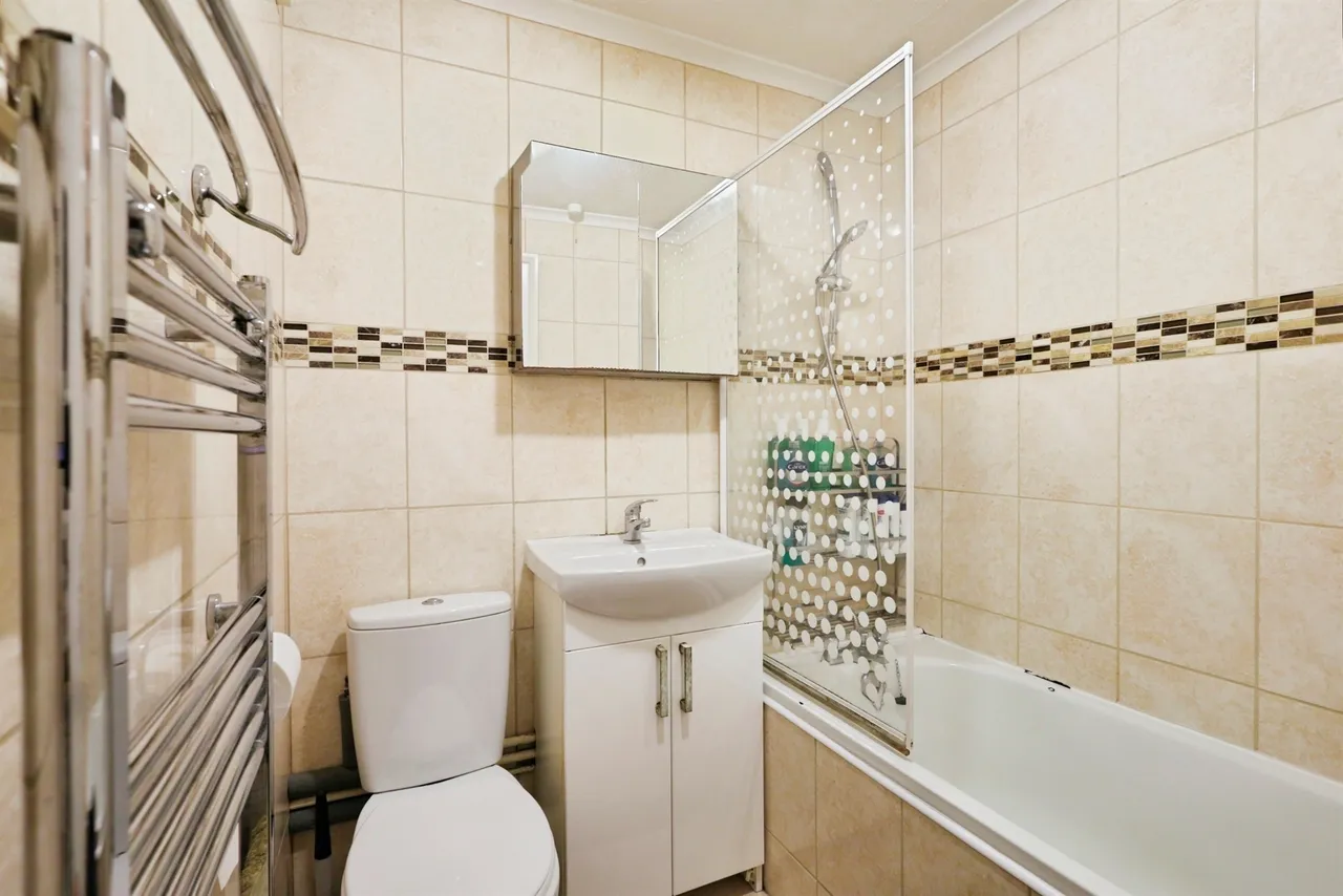 Summerfields Avenue, Hailsham, BN27, photo 7
