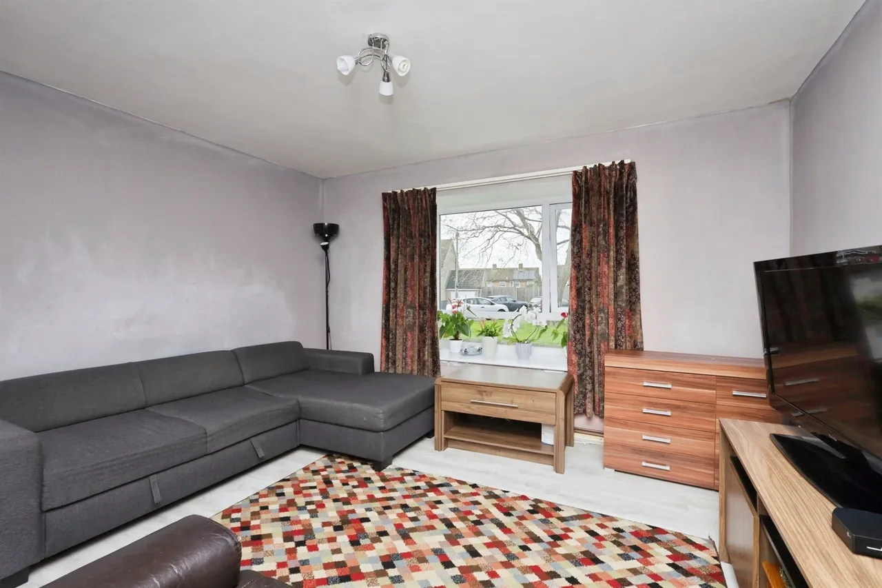 Summerfields Avenue, Hailsham, BN27, photo 3