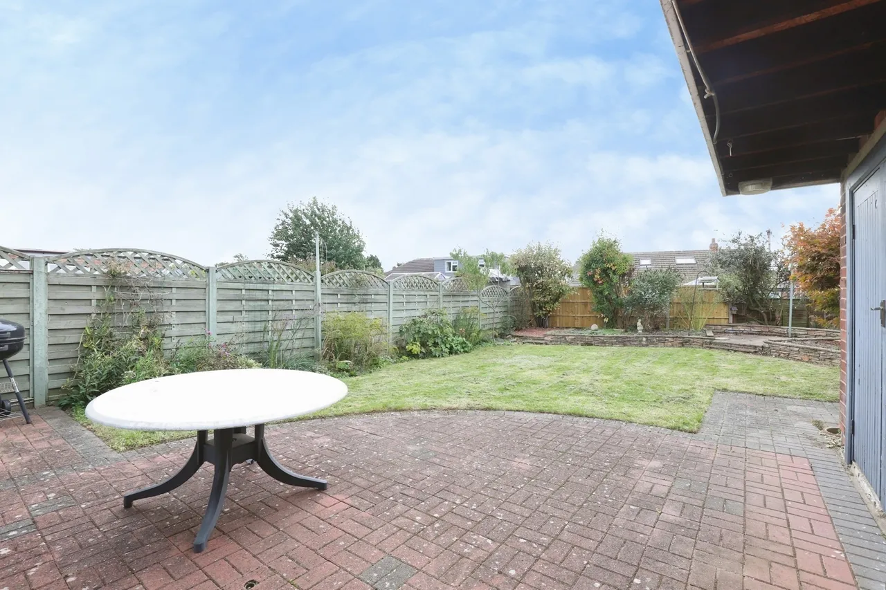 Belvoir Drive, Syston, LE7, photo 16