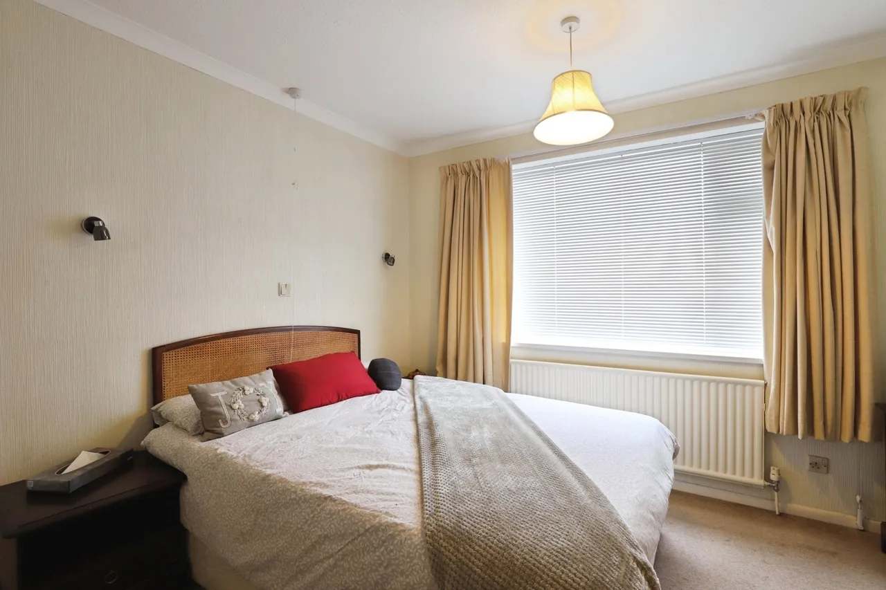 Belvoir Drive, Syston, LE7, photo 12
