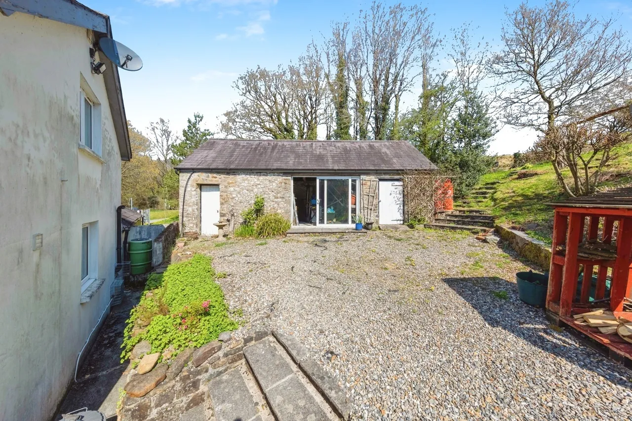Abergorlech, Carmarthen, SA32, photo 3