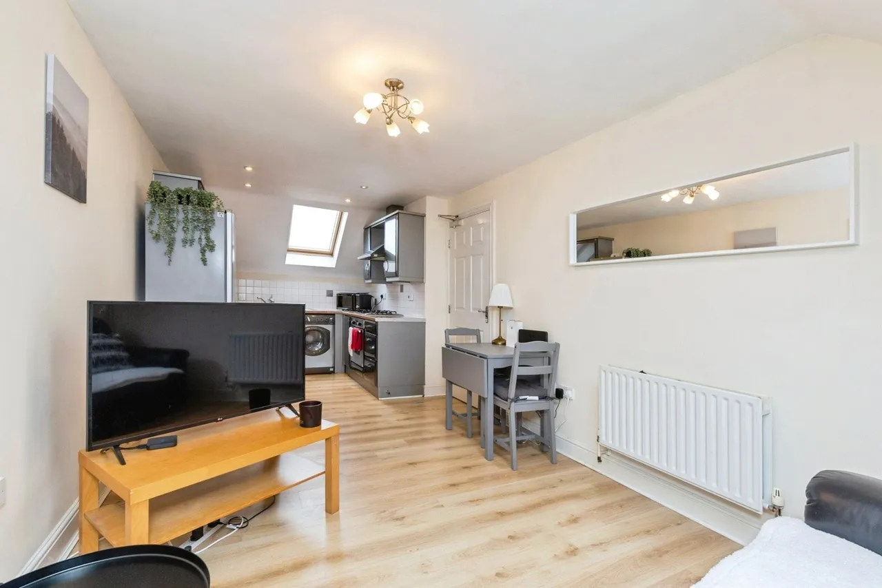 Sandringham Court, Chester Le Street, Durham, DH3, photo 8