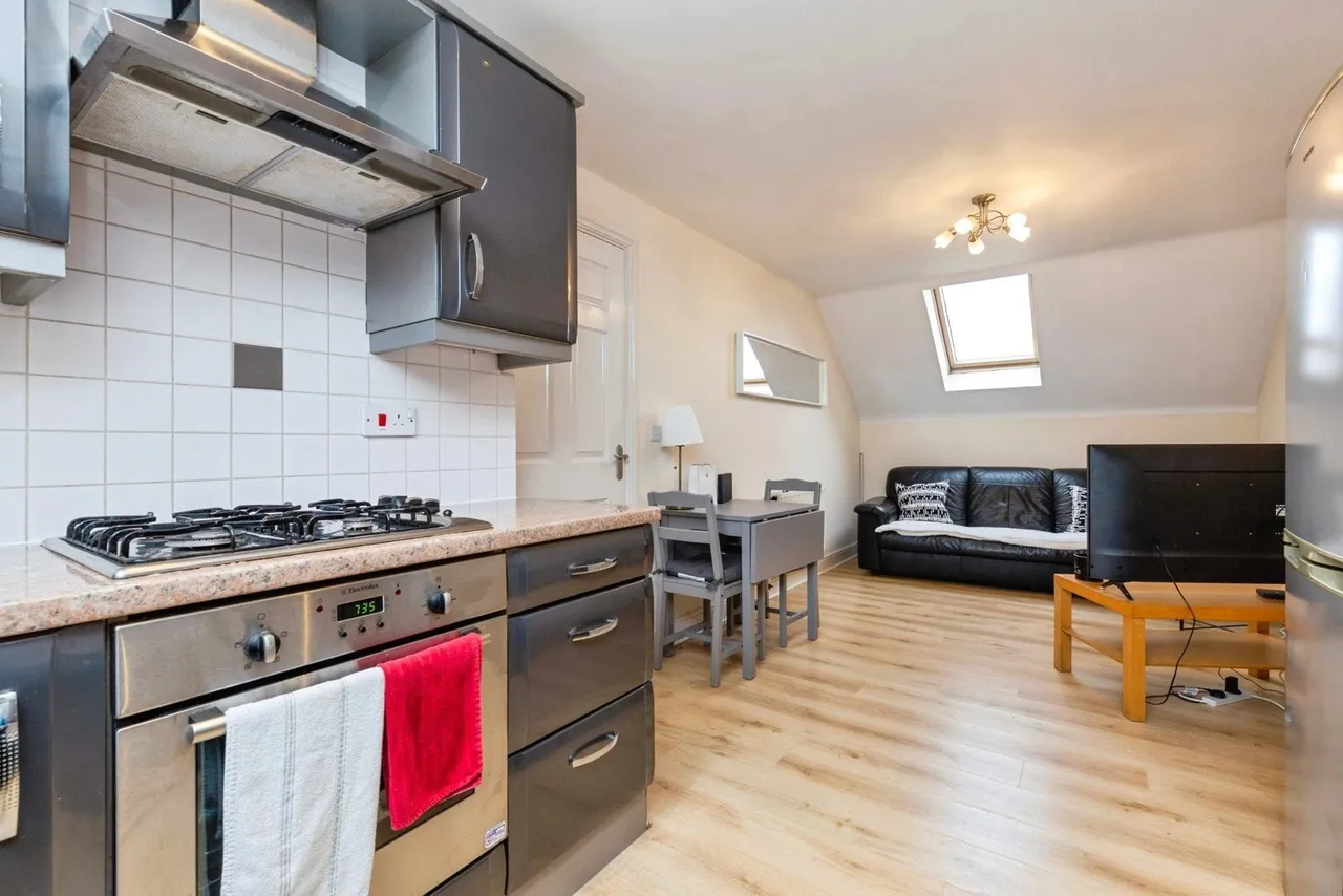 Sandringham Court, Chester Le Street, Durham, DH3, photo 9
