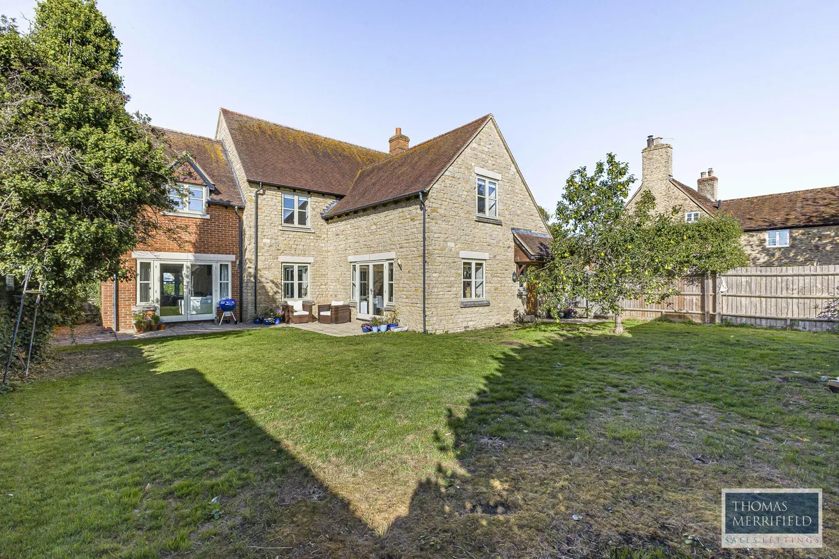 The Green, Marcham, photo 17