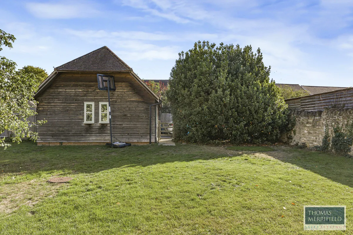 The Green, Marcham, photo 9