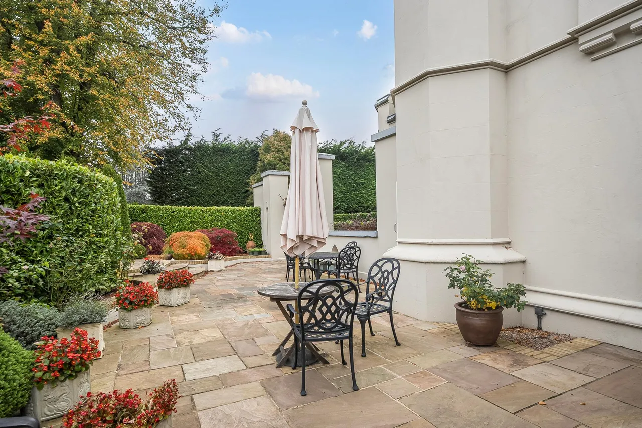 The Mansion, Kingswood Warren Park, photo 38