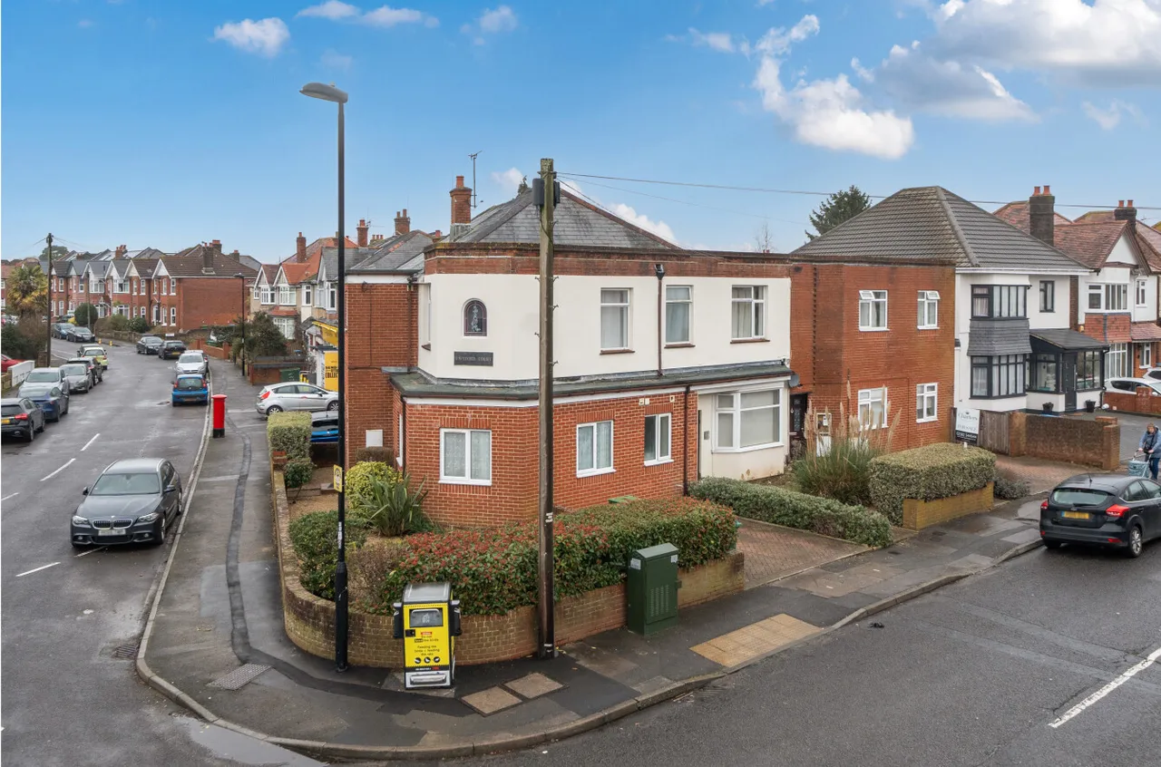 2 bed flat for sale, Upper Shirley Avenue, Upper Shirley, SO15