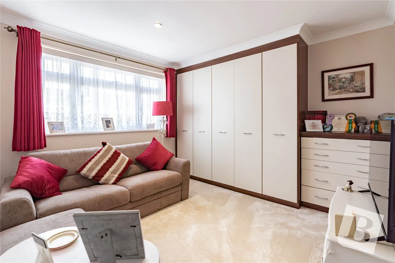 Pinewood Way, Hutton, CM13, photo 13
