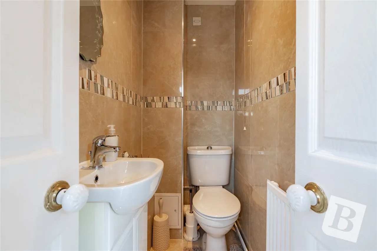 Pinewood Way, Hutton, CM13, photo 11