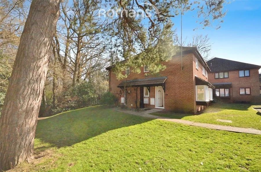 1 bed house to rent, Langtons Meadow, Farnham Common, SL2