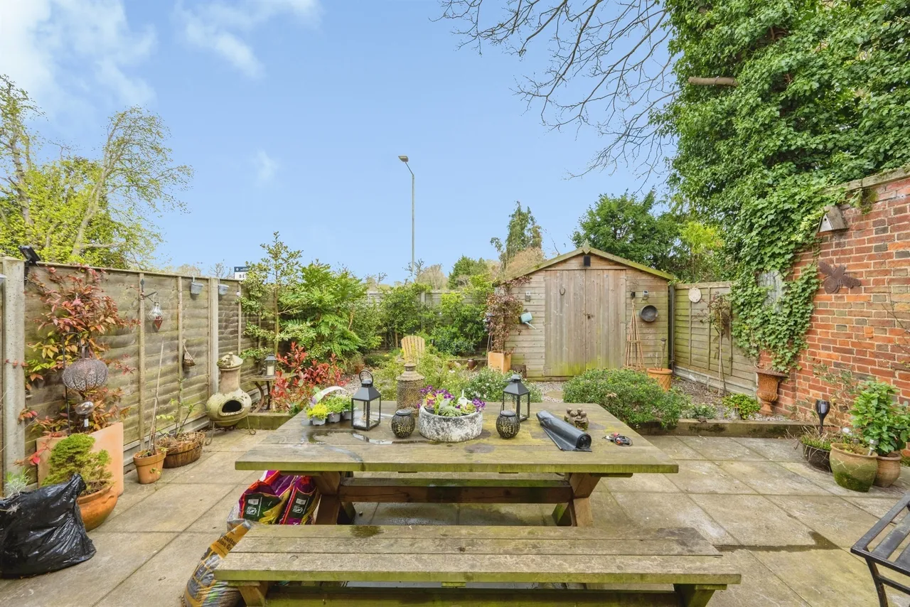 Church Lane, Bedford, MK41, photo 12