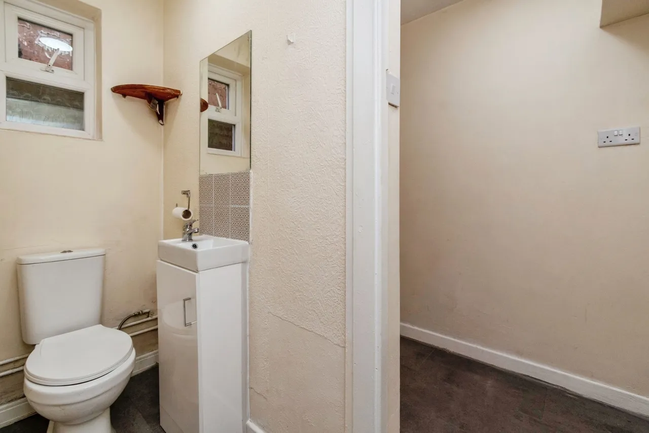 Martin Drive, Willenhall, WV12, photo 9