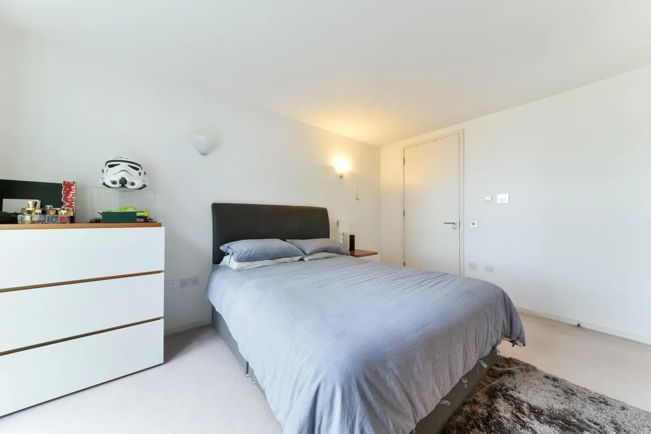 Fairmont Avenue, London, E14, photo 10