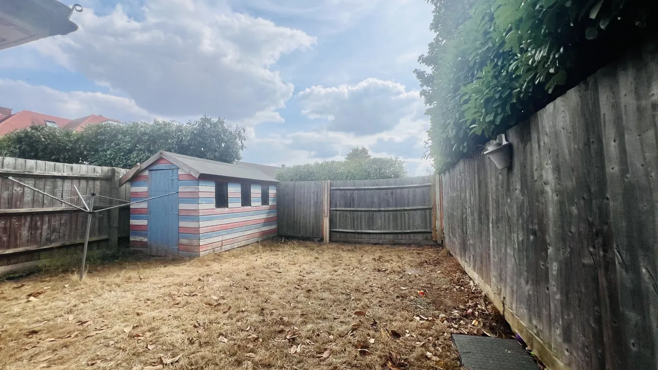 Larchfield Road, Maidenhead, SL6, photo 15