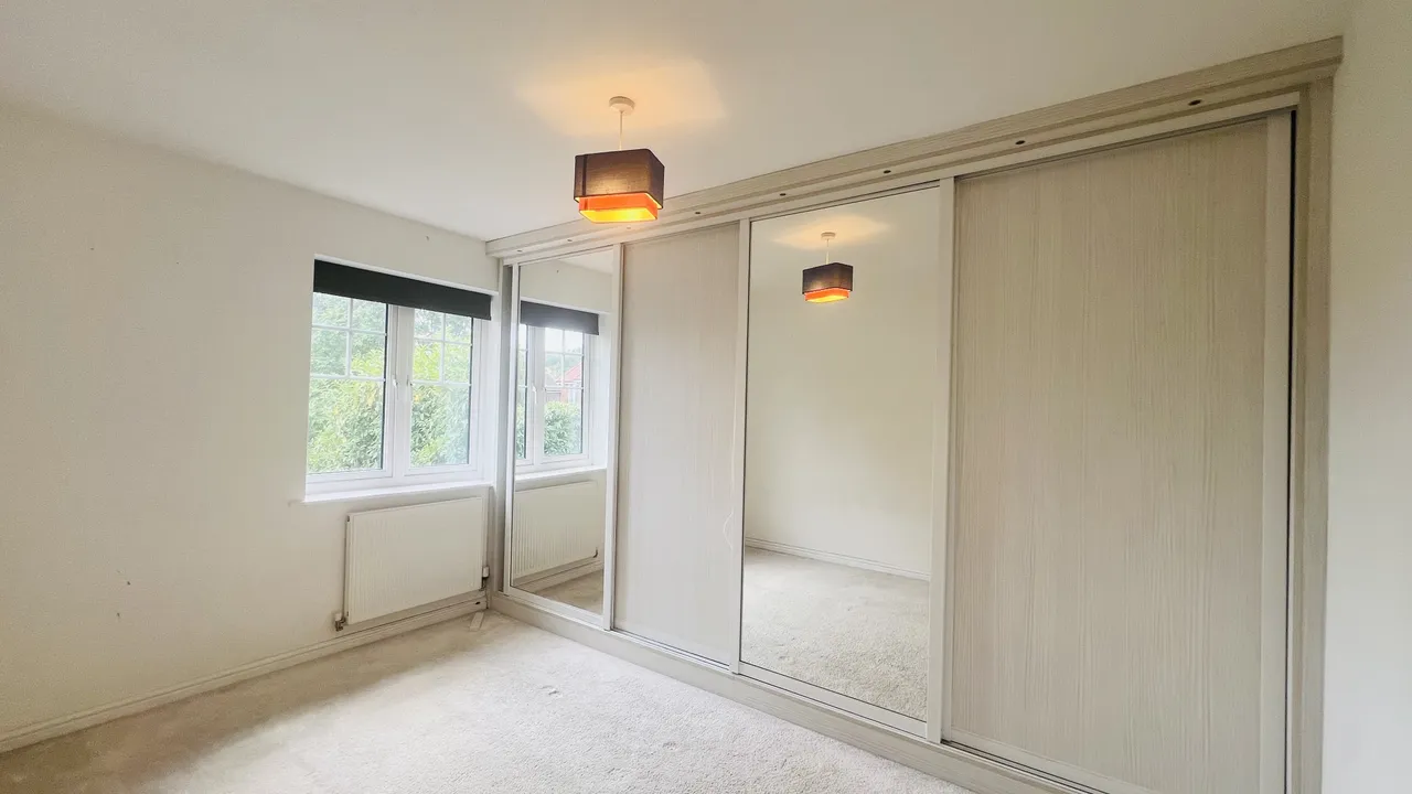 Larchfield Road, Maidenhead, SL6, photo 9