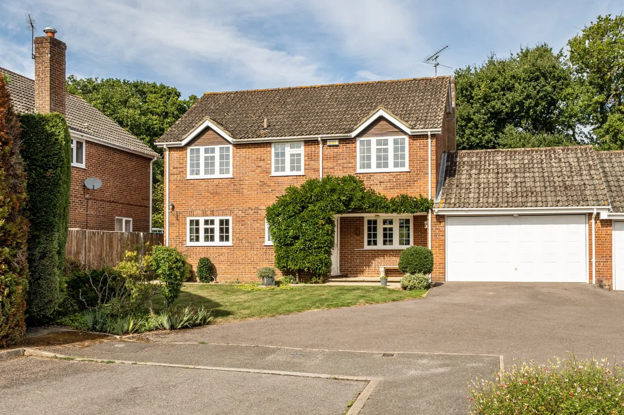 Reeves Close, West Wellow, SO51, photo 20