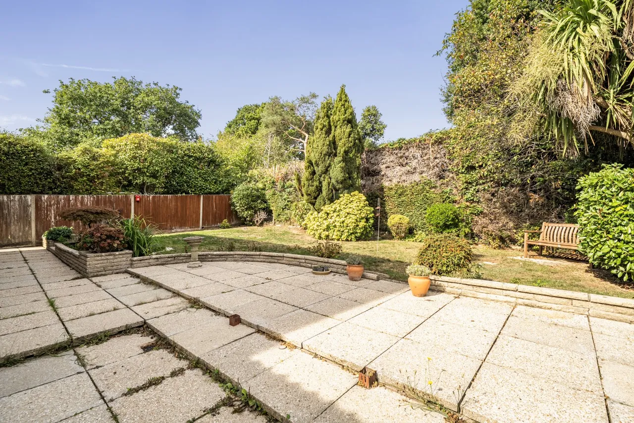 Reeves Close, West Wellow, SO51, photo 22