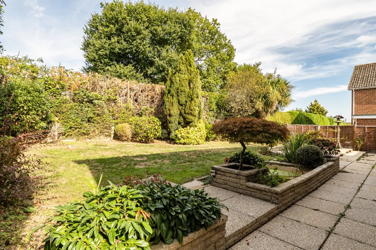 Reeves Close, West Wellow, SO51, photo 8