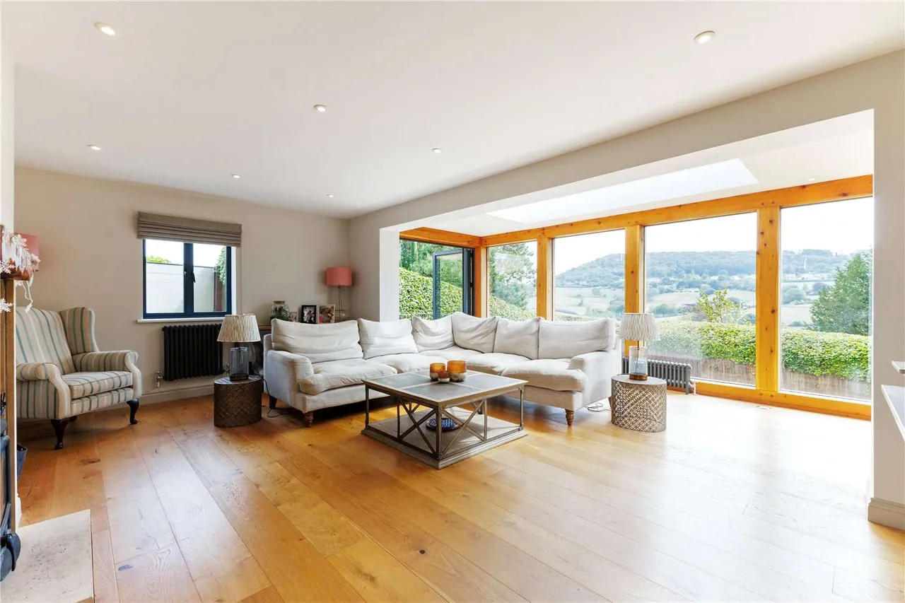 Lower Washwell Lane, Painswick, Stroud, Gloucestershire, GL6 6XW, photo 8