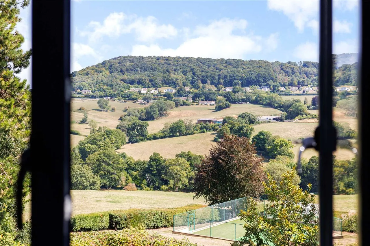 Lower Washwell Lane, Painswick, Stroud, Gloucestershire, GL6 6XW, photo 10