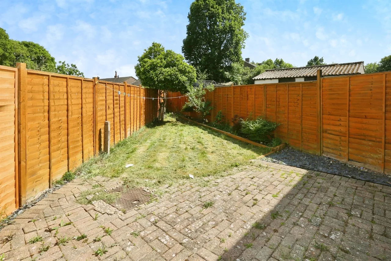 Beauchamp Avenue, Gosport, PO13, photo 13