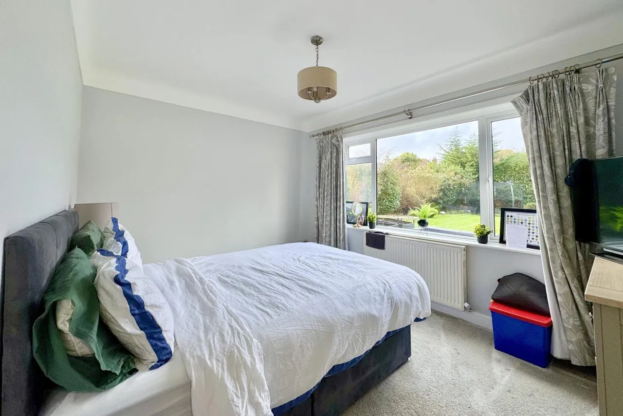 Glenferness Avenue, BH3, photo 18