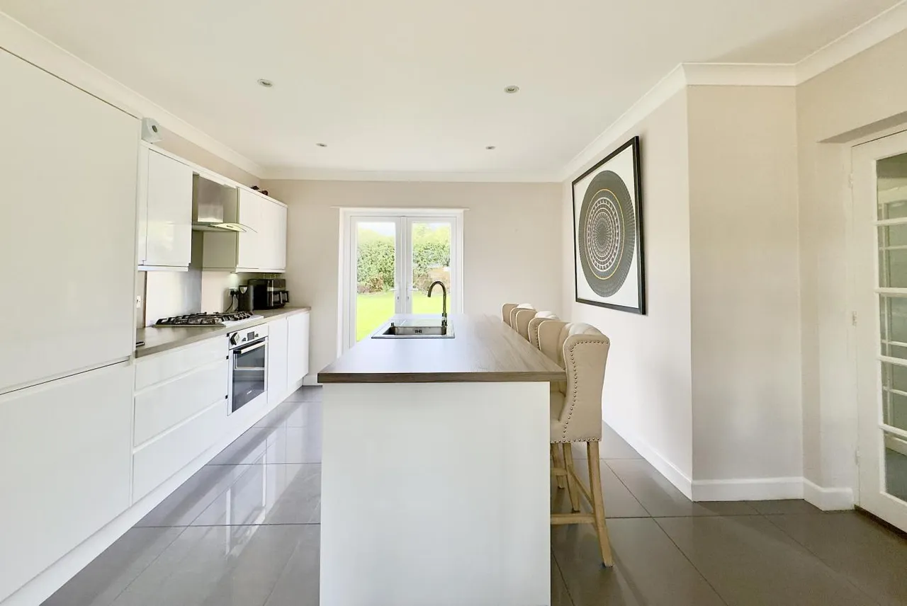 Glenferness Avenue, BH3, photo 10