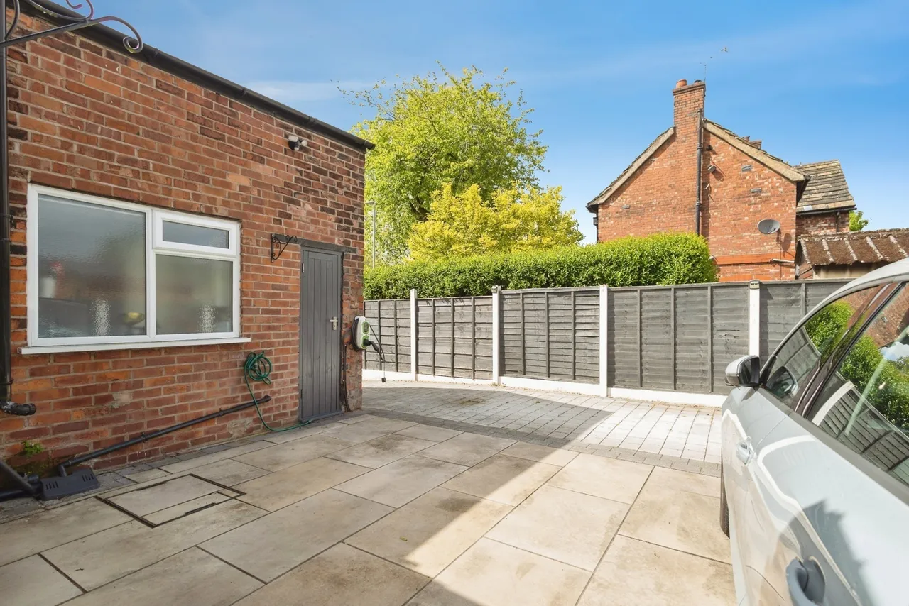Talbot Road, HYDE, Cheshire, SK14, photo 33