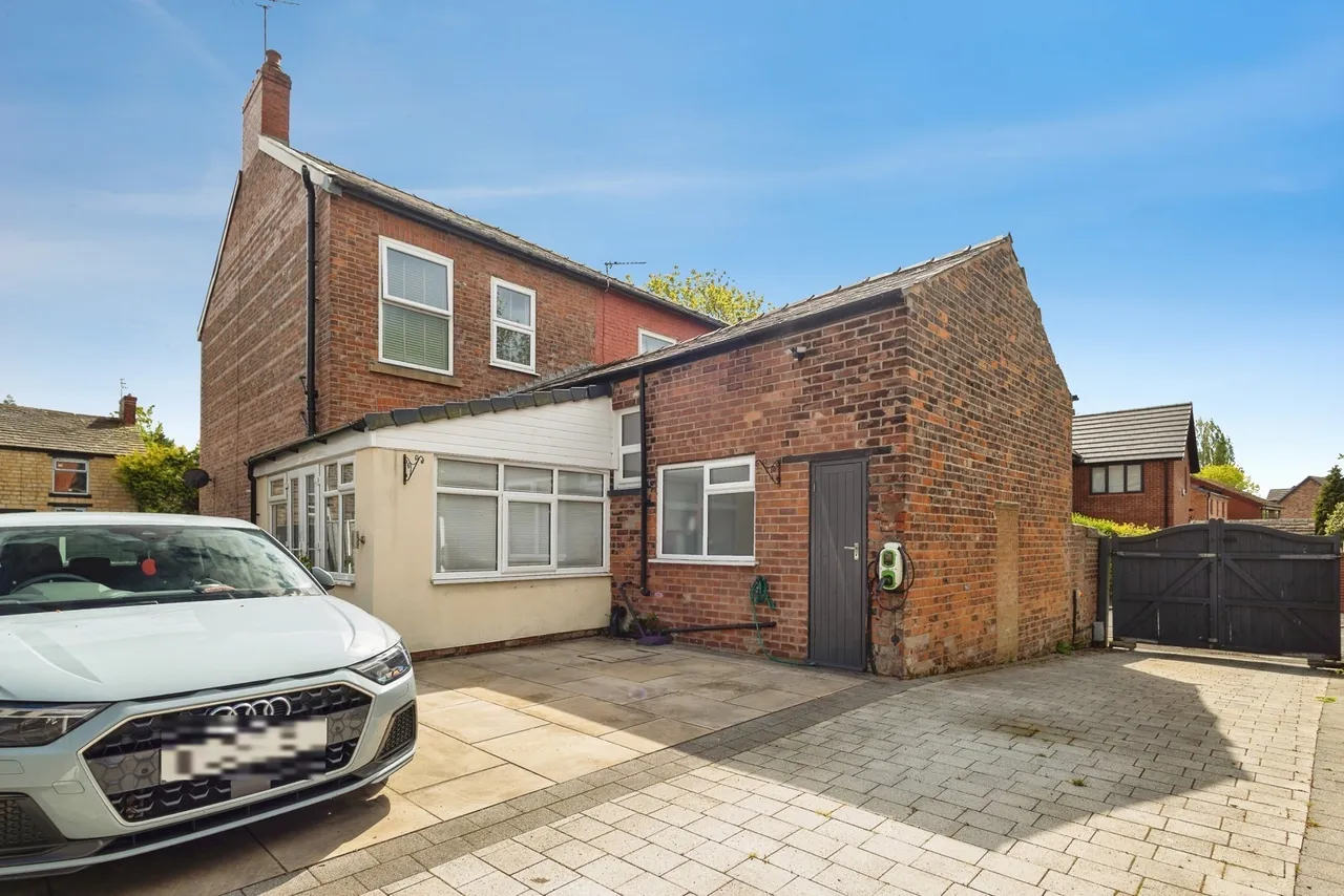 Talbot Road, HYDE, Cheshire, SK14, photo 3
