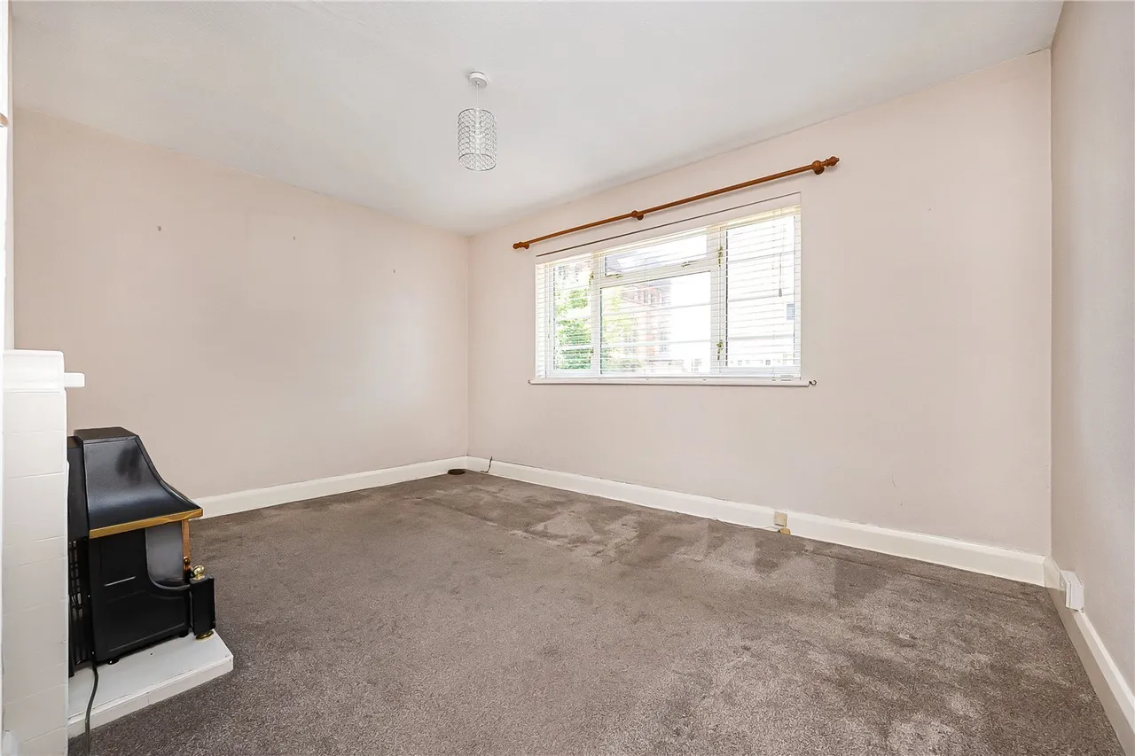 Churchview Road, Twickenham, TW2, photo 2