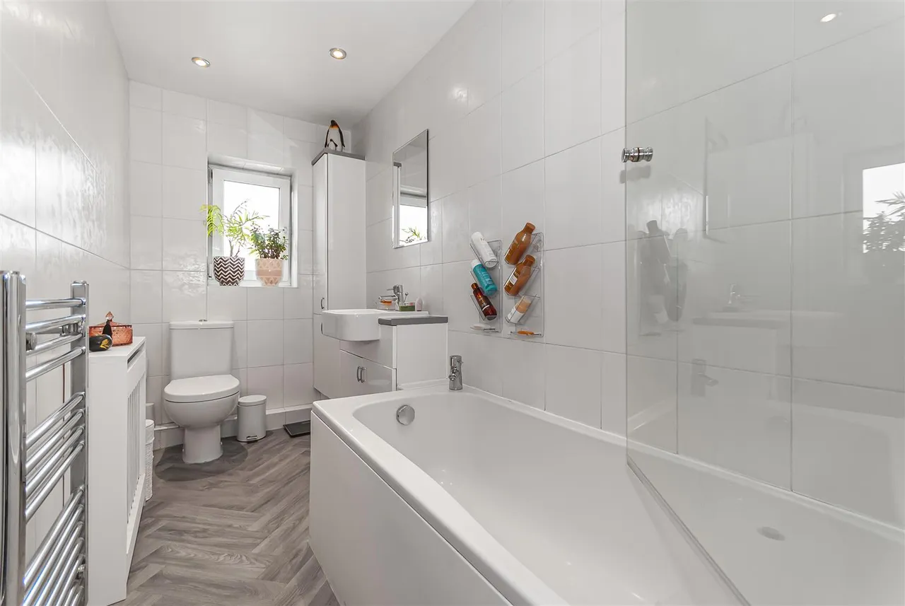 Boothfields, Bury, BL8 1NZ, photo 12