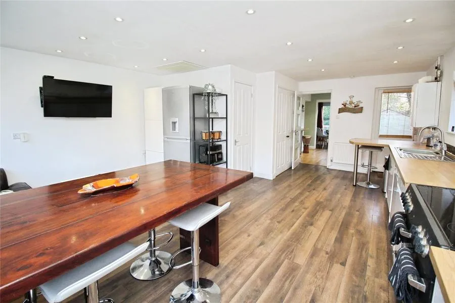 Dyers Mews, Neath Hill, MK14, photo 6