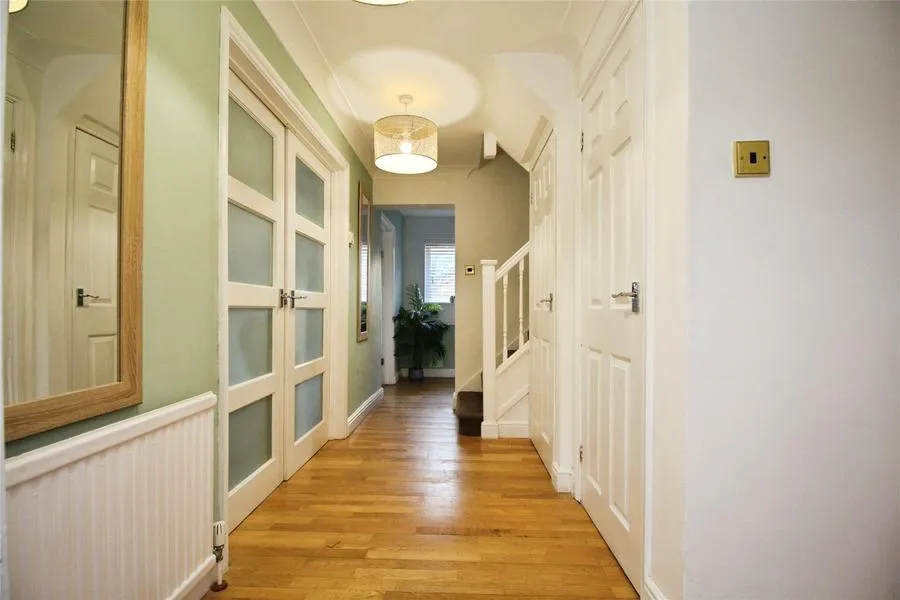 Dyers Mews, Neath Hill, MK14, photo 10