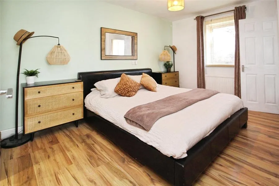 Dyers Mews, Neath Hill, MK14, photo 11