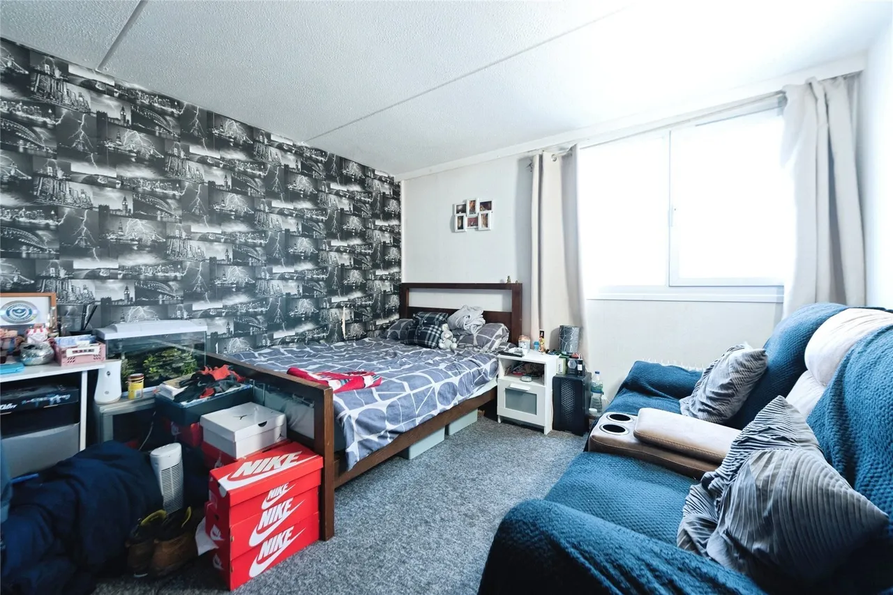 Magennis Close, Gosport, PO13, photo 8