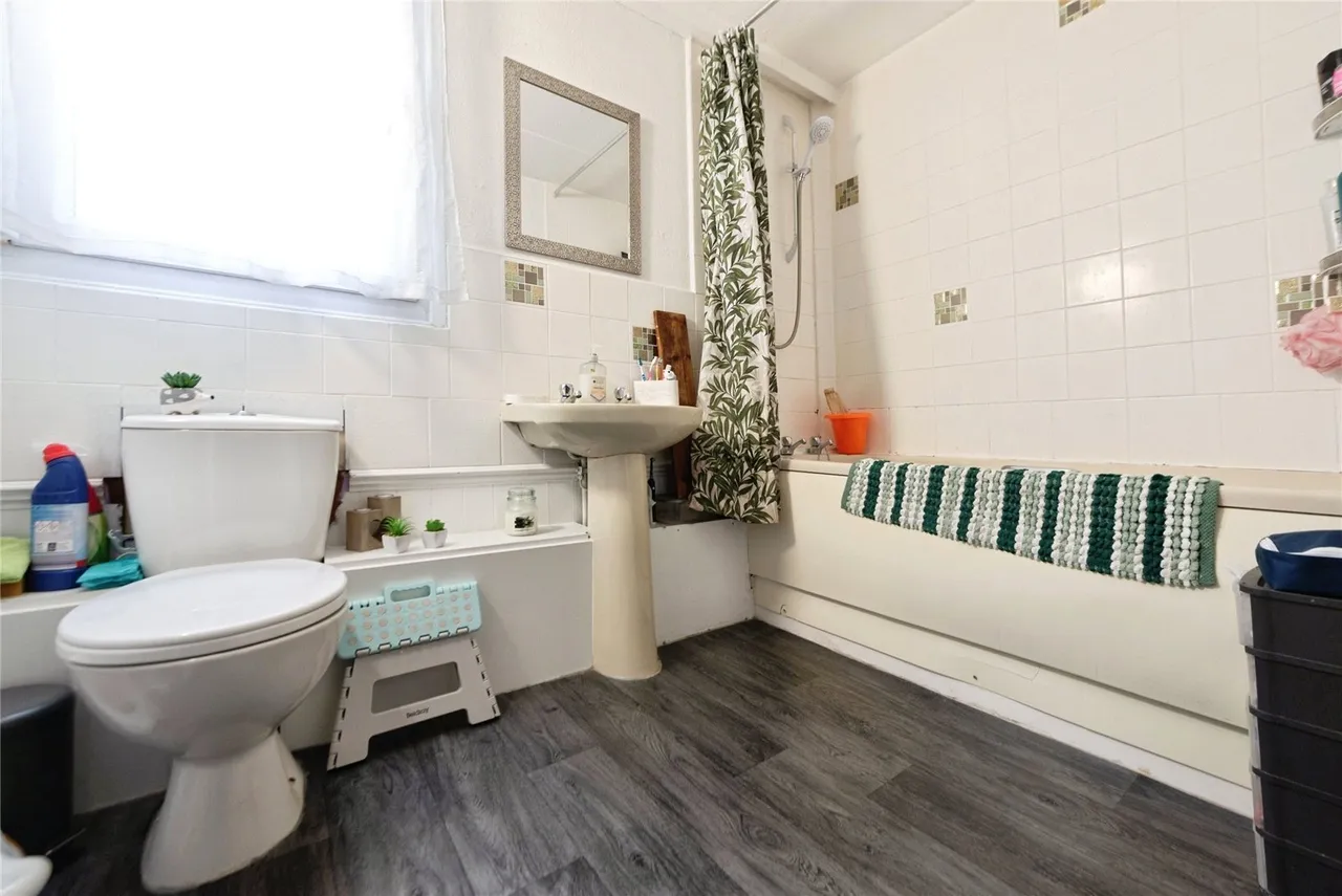 Magennis Close, Gosport, PO13, photo 4