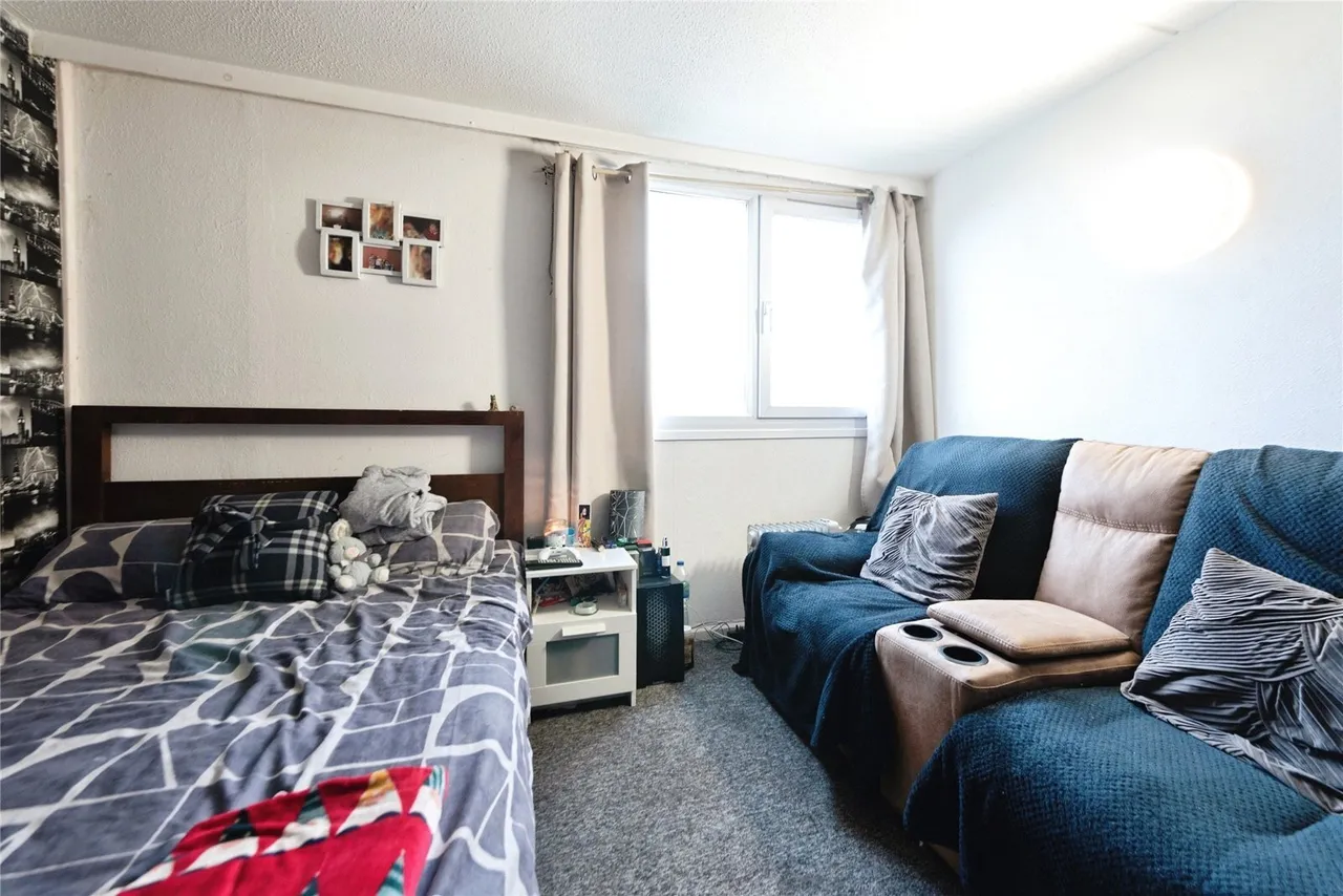 Magennis Close, Gosport, PO13, photo 10