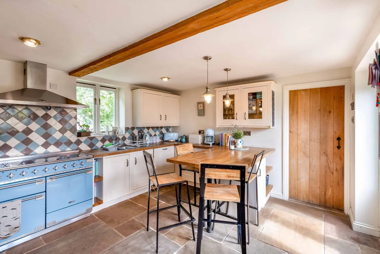 4 bed barn conversion for sale, Plantation Road, East Markham, NG22