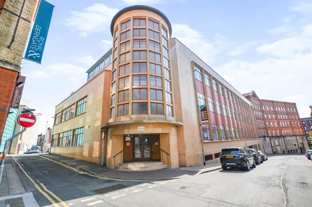 2 bed flat to rent, Guildhall Road, Northampton