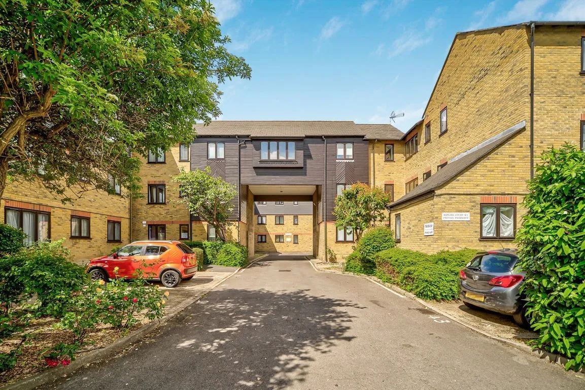 Greenford Avenue, W7, photo 5