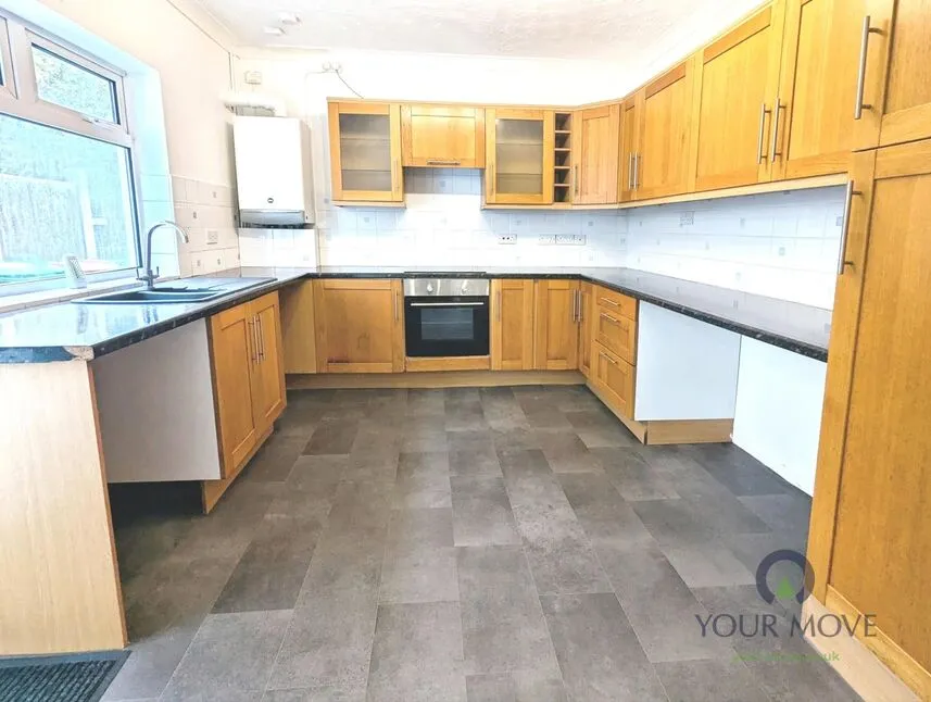 The Avenue, Sutton-in-Ashfield, NG17, photo 4