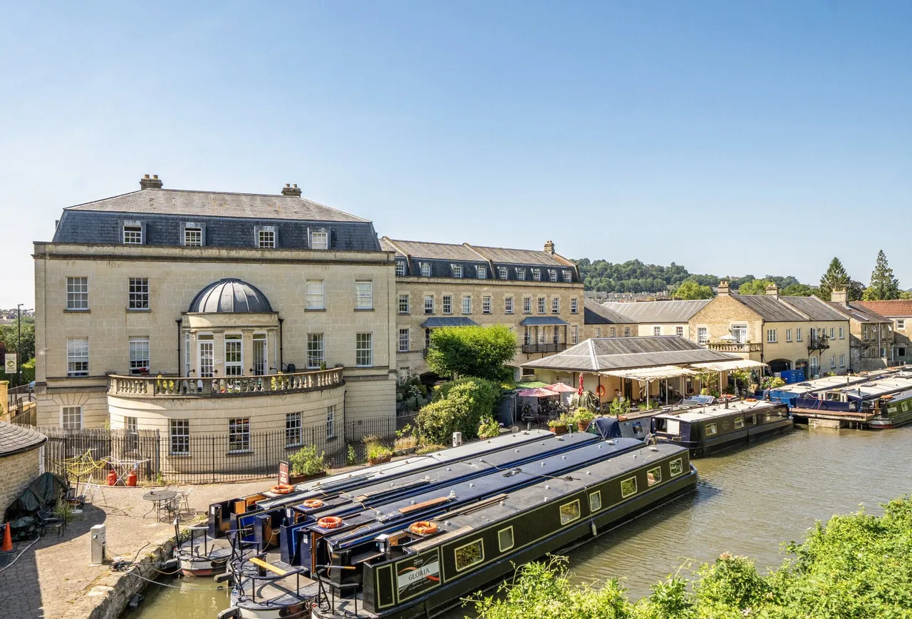 2 bed flat for sale — Sydney Wharf, Bath, BA2 4AZ