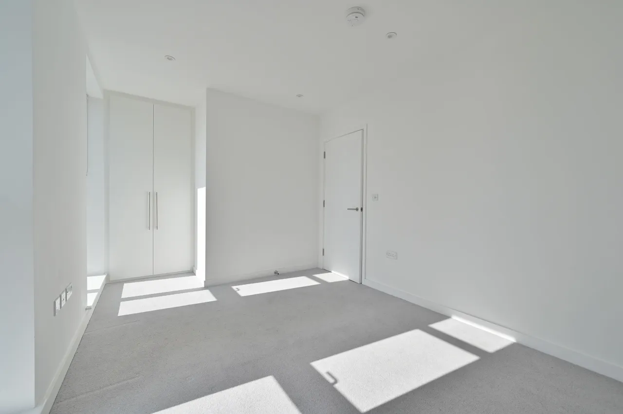 Flat 67, Culvert West House, Wealdstone, photo 6