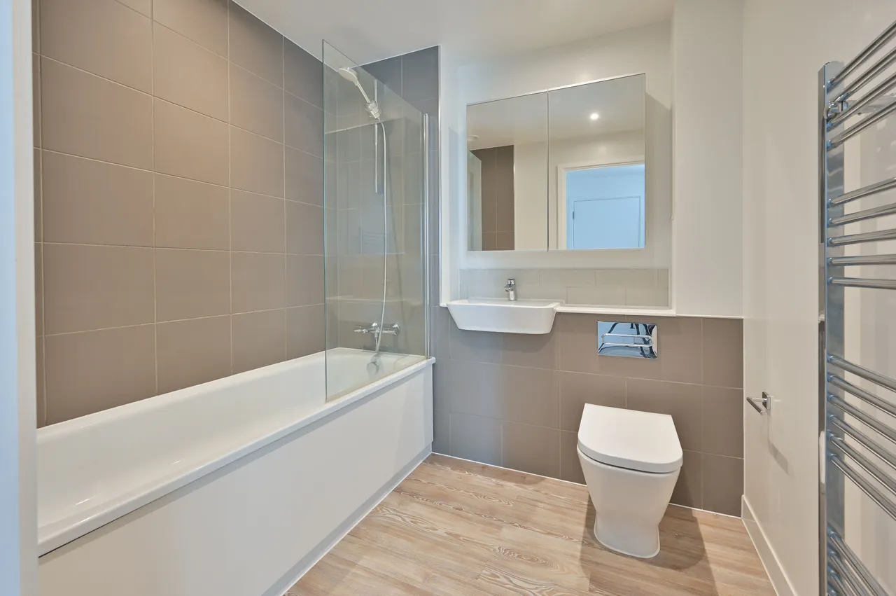 Flat 67, Culvert West House, Wealdstone, photo 5